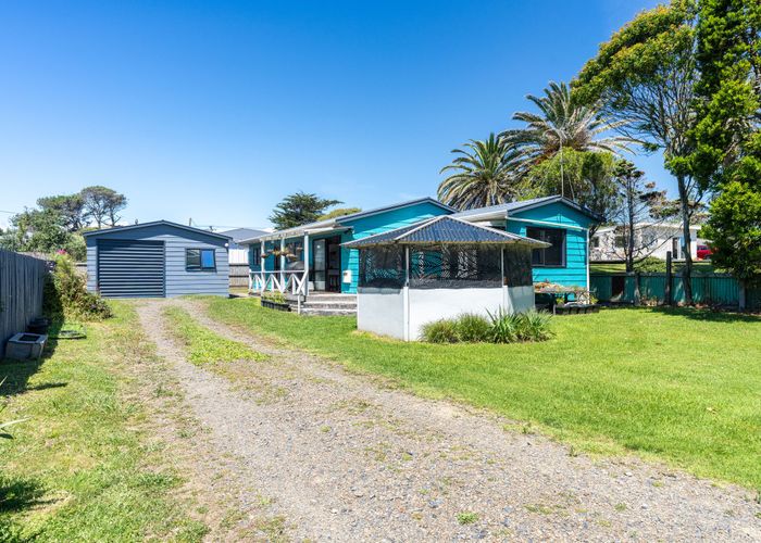  at 124 Park Avenue, Waitarere Beach, Horowhenua, Manawatu / Whanganui
