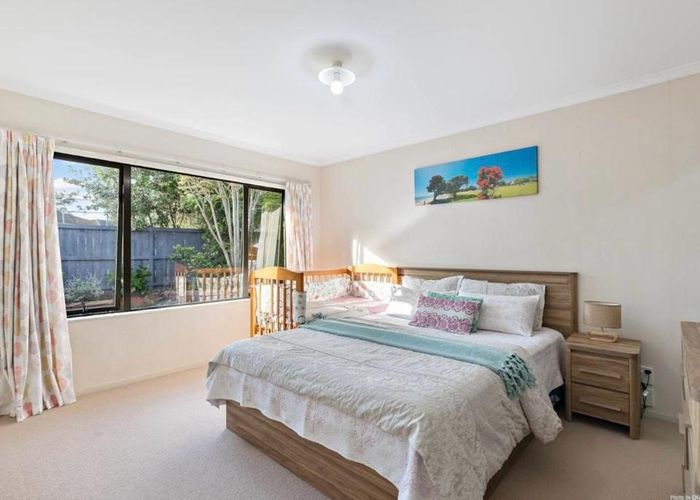  at 15 Ironstone Place, Randwick Park, Manukau City, Auckland