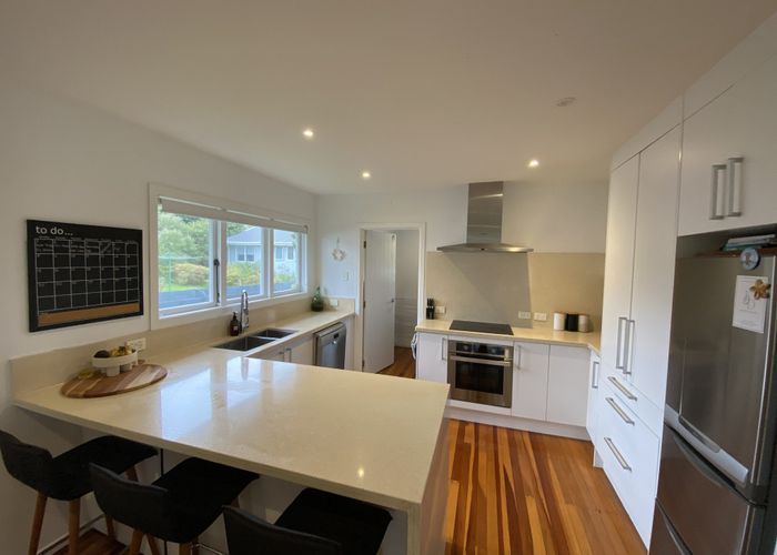  at 44 Flanshaw Road, Te Atatu South, Waitakere City, Auckland