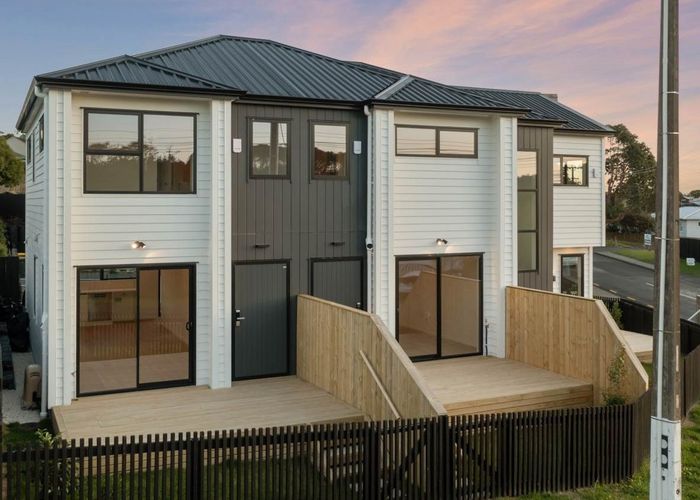  at 19E Elliott Avenue, Bayview, Auckland