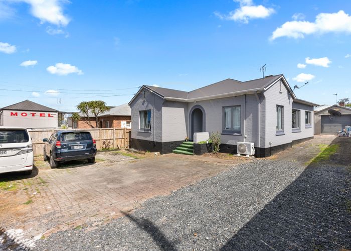  at 127 Mangere Road, Otahuhu, Auckland