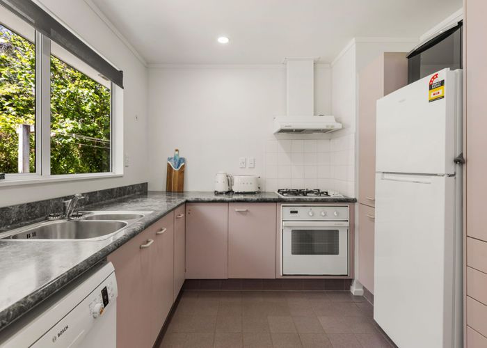  at 6 Erskine Close, Island Bay, Wellington, Wellington