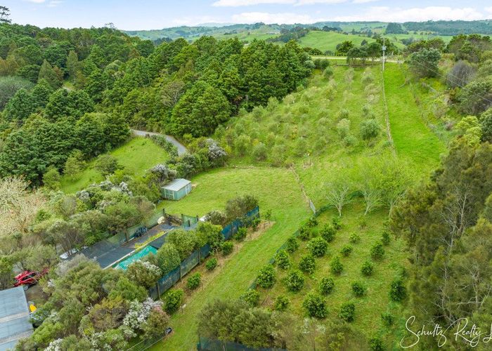  at 124 Wearmouth Road, Paparoa