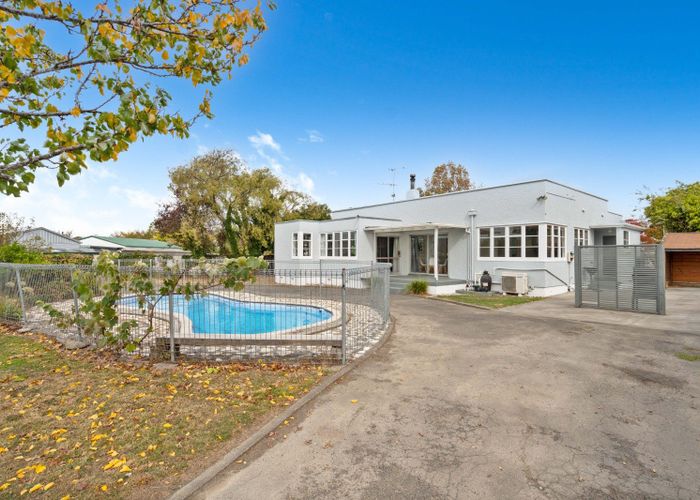  at 4 Hosking Place, Masterton