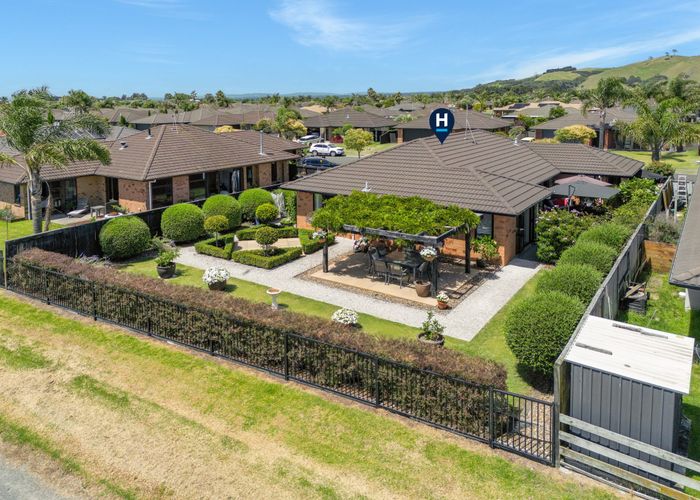  at 46 Carrington Drive, Papamoa Beach, Papamoa