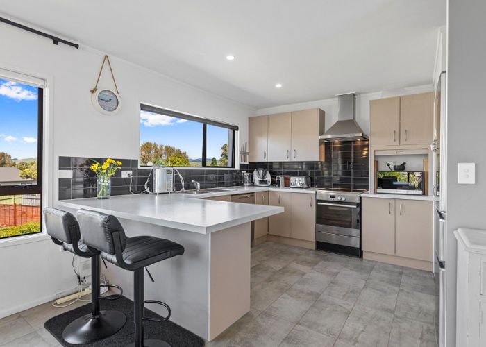  at 10a Hayley Grove, Papamoa Beach, Tauranga, Bay Of Plenty