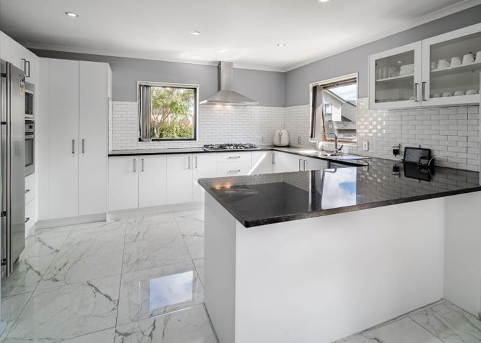  at 10 Millcroft Lane, Ranui, Auckland