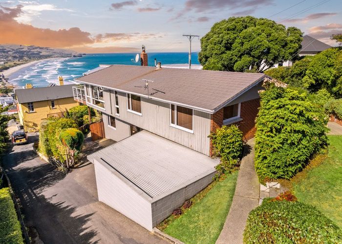  at 106 Cliffs Road, Saint Clair, Dunedin