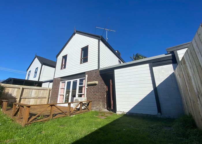  at 6/7 Koromiko Street, New Lynn, Waitakere City, Auckland