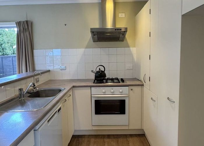  at 4a Olwyn Place, Greenhithe, North Shore City, Auckland