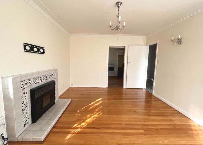  at 14 Sylvan Crescent, Te Atatu South, Waitakere City, Auckland