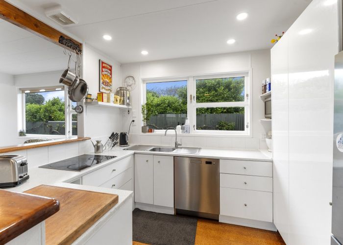  at 103 Atkinson Avenue, Otaki Beach, Otaki