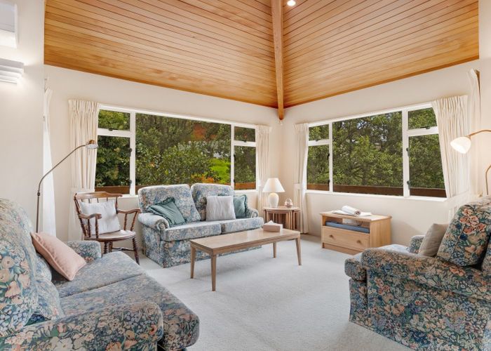  at 18 Gibson Place, Mellons Bay, Manukau City, Auckland