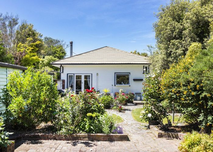  at 11 Carrick Street, Mairehau, Christchurch