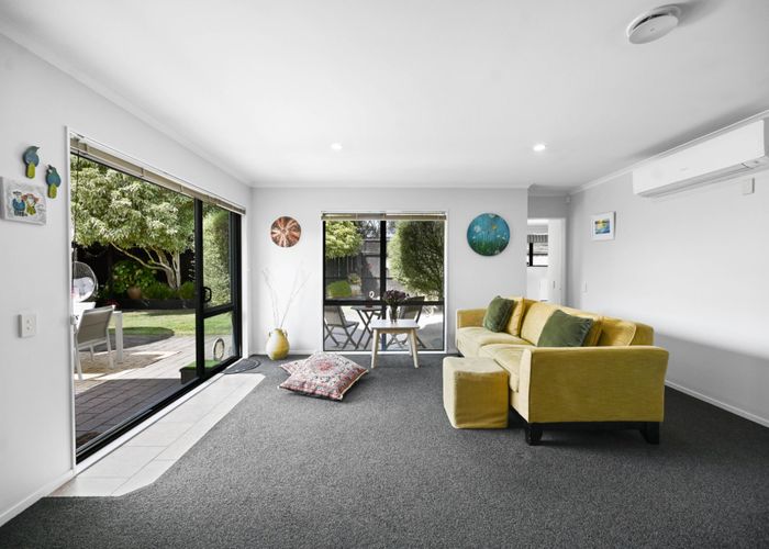  at 27 Saint James Drive, Huntington, Hamilton, Waikato