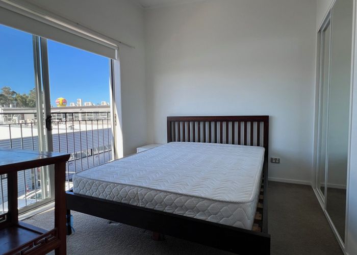  at 3/3 Wagener Place, Mount Albert, Auckland