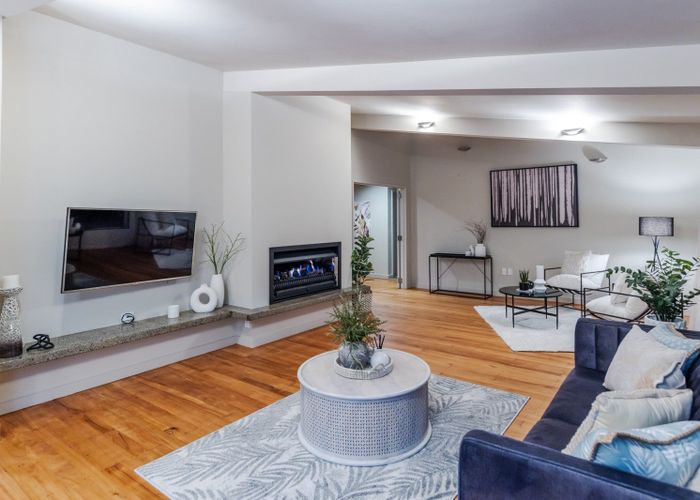  at 102 Lake Road, Frankton, Hamilton