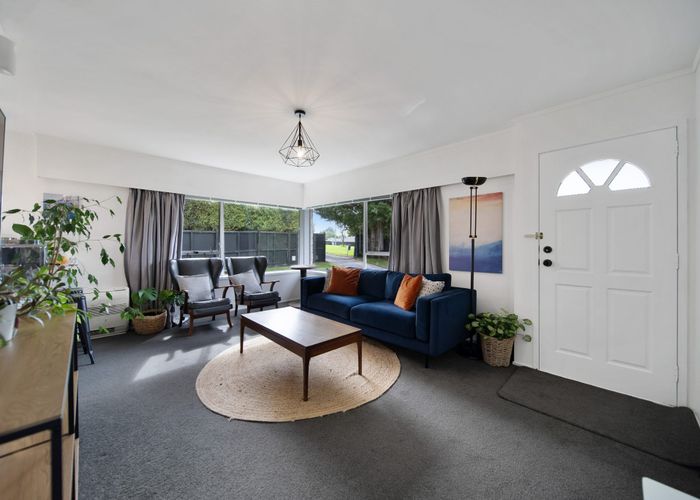  at 40 Walter Strevens Drive, Conifer Grove, Papakura, Auckland