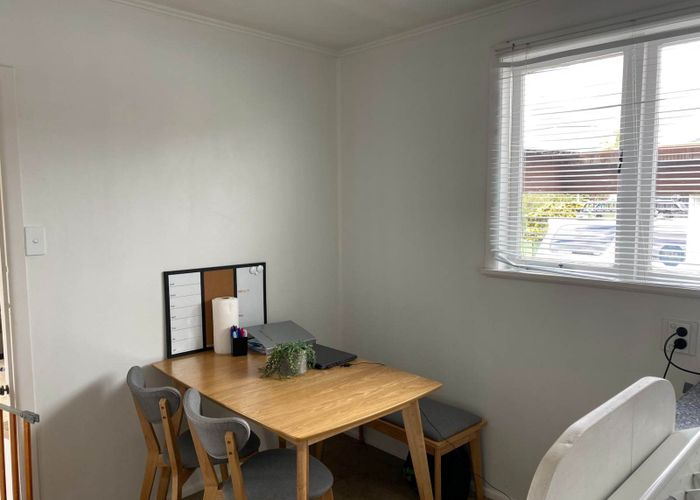  at 1/64 Mclean Avenue, Papatoetoe, Manukau City, Auckland