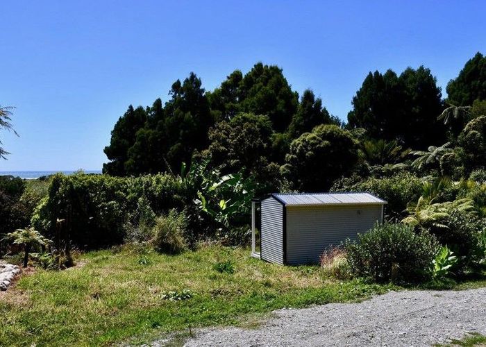  at 21 Horncastle Crescent, Little Wanganui