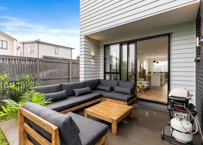  at 3 Kestrel Place, Wai o Taiki Bay, Auckland