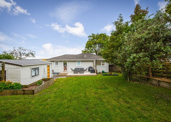  at 4 Brunner Road, Glen Eden, Auckland