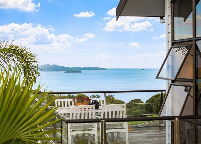  at 5 Kotare Place, Sandspit, Rodney, Auckland