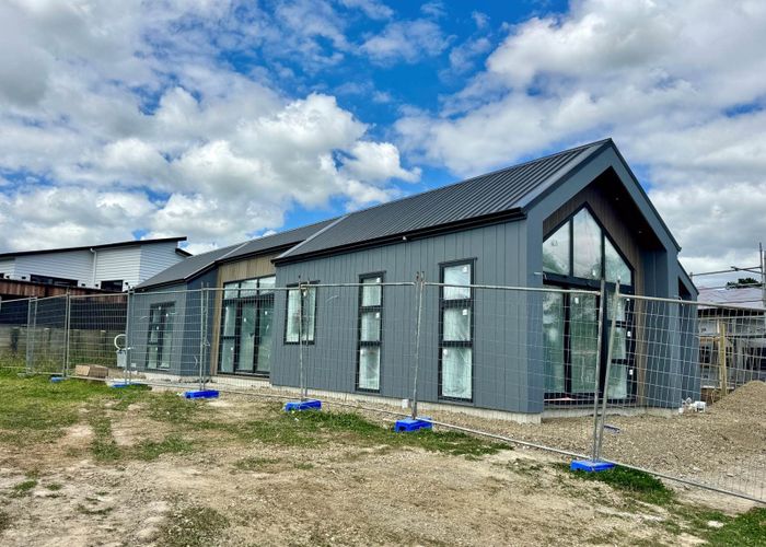  at 411 Te Taruna Drive, Milldale, Rodney, Auckland