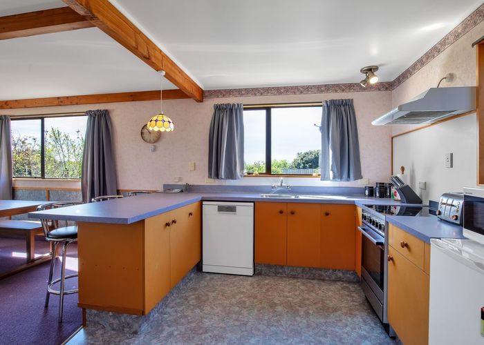  at 10 White Street, Glenavy, Waimate