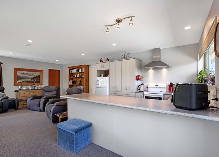  at 136 Chalmers Avenue, Hampstead, Ashburton