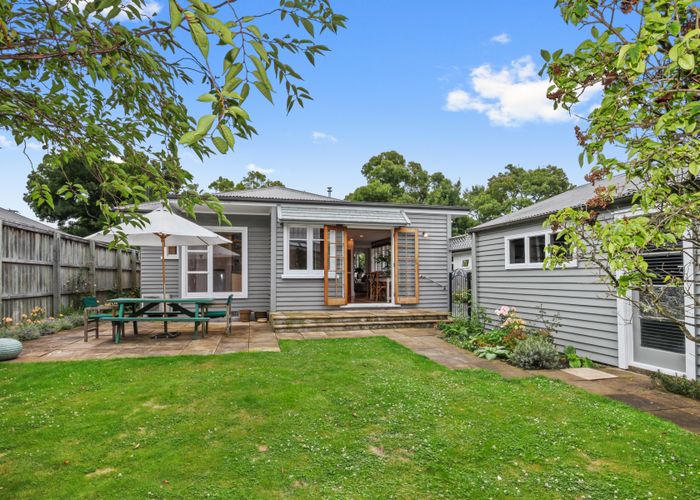  at 8 Rayburn Avenue, Papanui, Christchurch