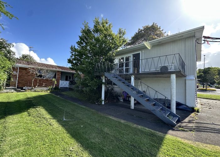  at 8/11 Kings Road, Panmure, Auckland City, Auckland