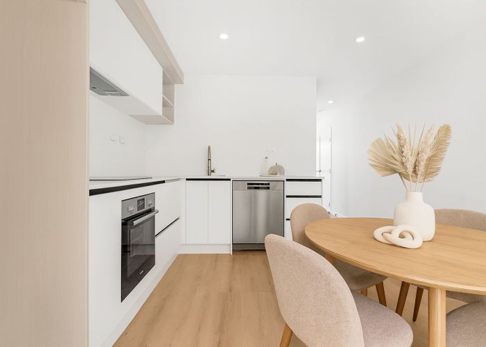  at 146E Methuen Road, New Windsor, Auckland City, Auckland