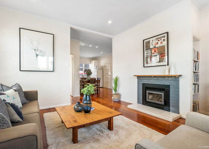  at 1/48 Daventry Street, Waterview, Auckland