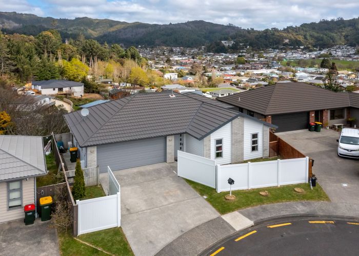  at 40 Speldhurst Grove, Stokes Valley, Lower Hutt