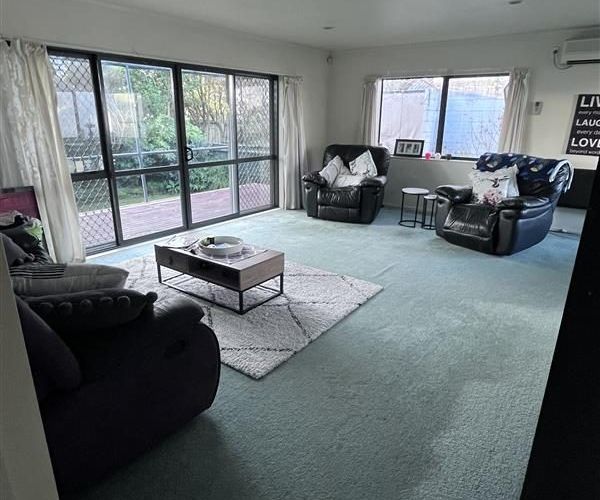  at 279A Cambridge Road, Hillcrest, Hamilton