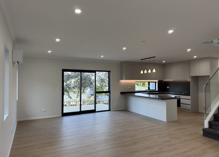  at 1/137 Clovelly Road, Bucklands Beach, Manukau City, Auckland