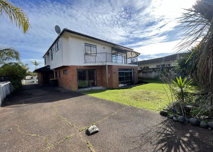  at 9 Vinograd Drive, Te Atatu Peninsula, Waitakere City, Auckland