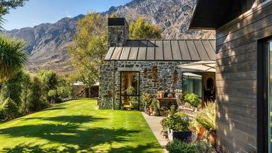  at 8 Bretby CT, KINGSTON