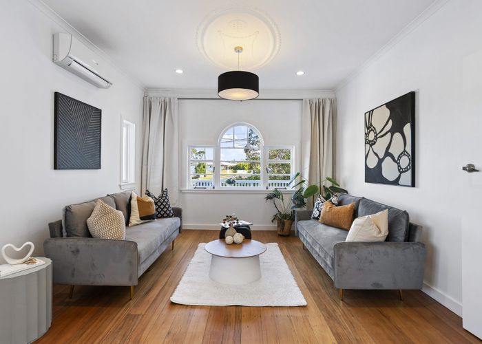  at 21A Abbotleigh Avenue, Te Atatu Peninsula, Waitakere City, Auckland