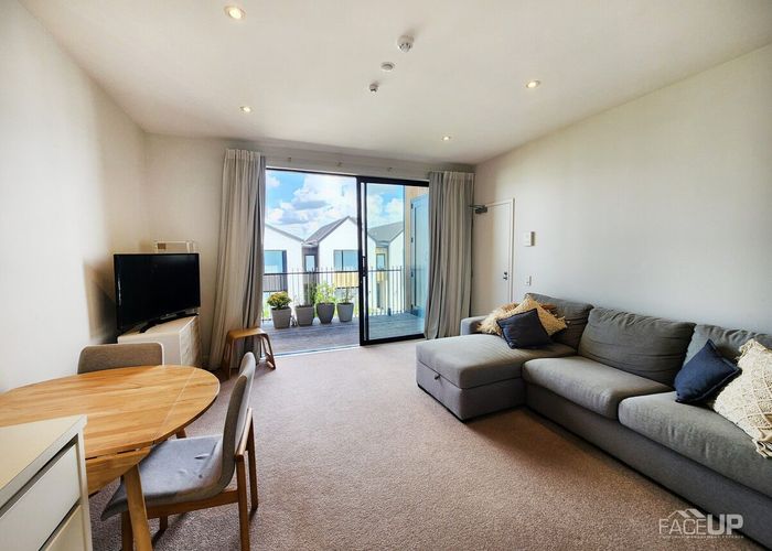  at 6/117 Buckley Avenue, Hobsonville, Waitakere City, Auckland