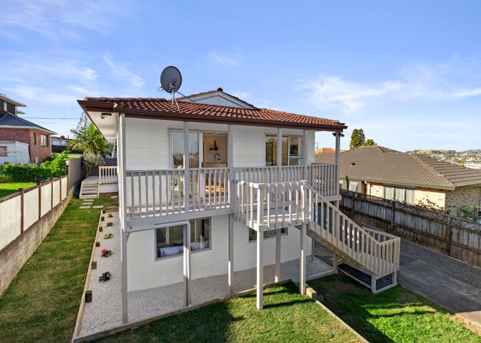  at 206A White Swan Road, Mount Roskill, Auckland