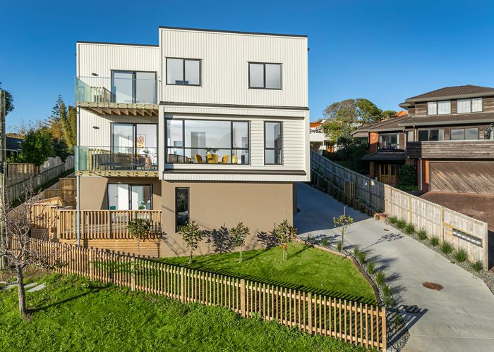  at 1/20 Penzance Road, Mairangi Bay, North Shore City, Auckland