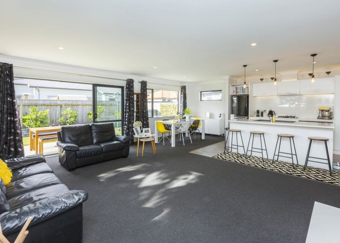  at 14 Poppy Watts Grove, Stokes Valley, Lower Hutt