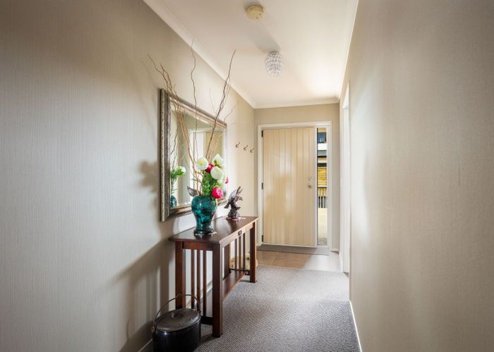  at 11F Lemont Place, Westown, New Plymouth
