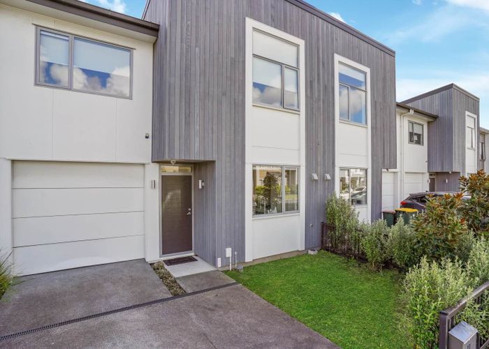  at 37 Pencaitland Drive, Flat Bush, Manukau City, Auckland