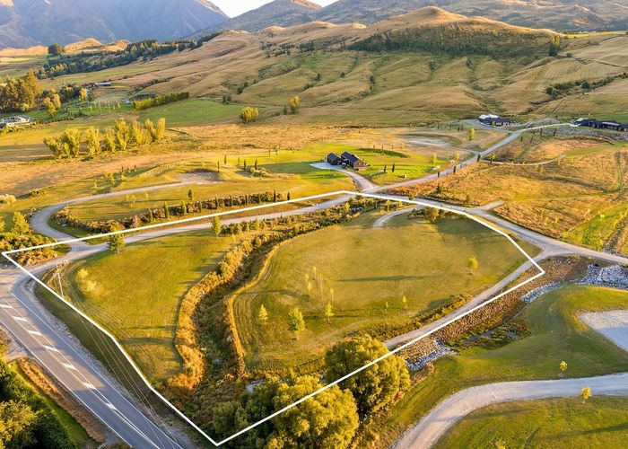  at 16 Station Rise, Dalefield, Queenstown-Lakes, Otago