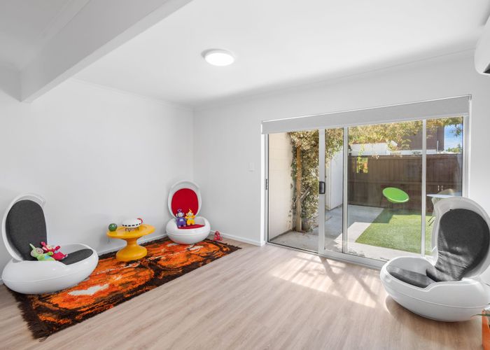  at 2/37 Avalon Street, Richmond, Christchurch City, Canterbury