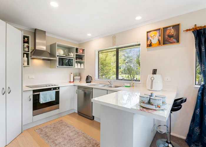  at 52 Wattle Farm Road, Wattle Downs, Manukau City, Auckland