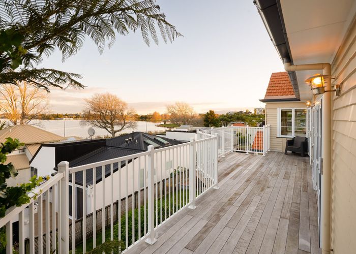  at 5 Fowlers Avenue, Hamilton Lake, Hamilton, Waikato